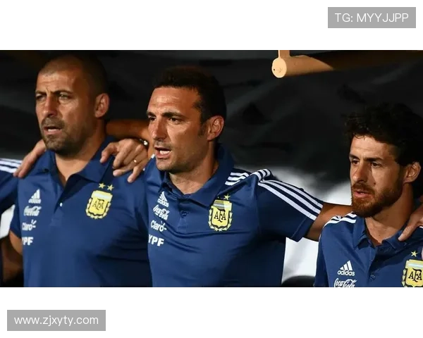 斯卡洛尼战术适应能力持续提升，带队表现稳健