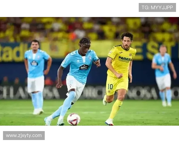 西甲黄潜青训球员