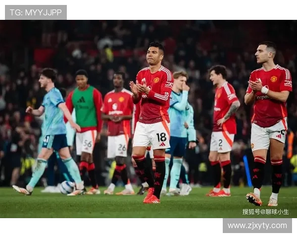 曼联“伪复兴”现象持续,近期表现改善但本质问题仍未解决,对赛季竞争力带来考验 曼联“伪复兴”现象持续,近期表现改善但本质问题仍未解决,对赛季竞争力带来考验