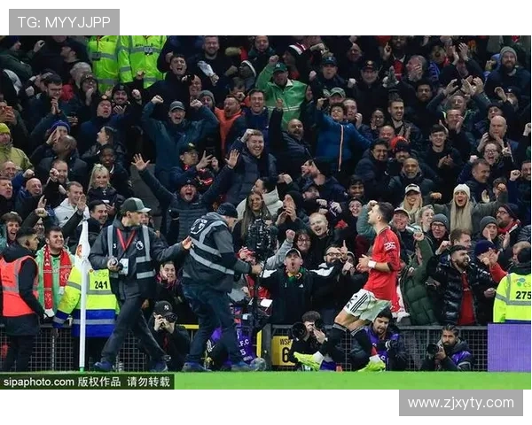 曼联防线屡遭打穿，整体结构问题凸显，稳定性面临考验