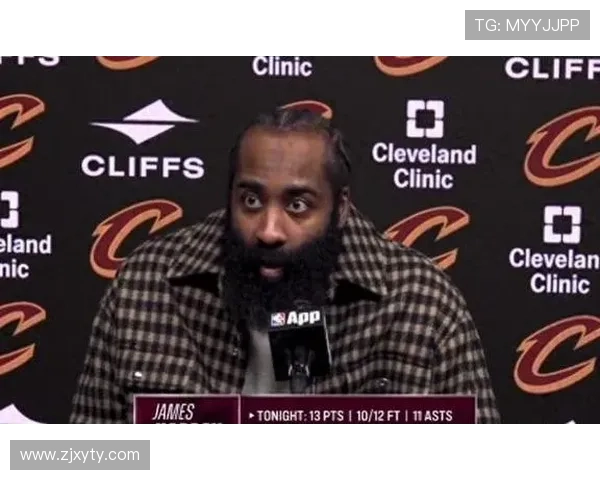 哈登挡拆为恩比德制造空位比上赛季更高效